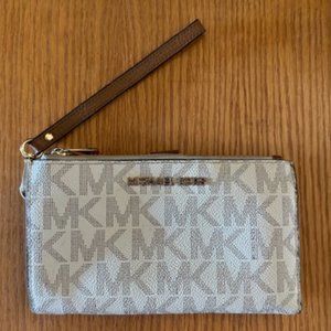 Michael Kors Jet Set Travel Double Zip Wristlet